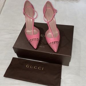 Pink Gucci heels never worn size 38.5